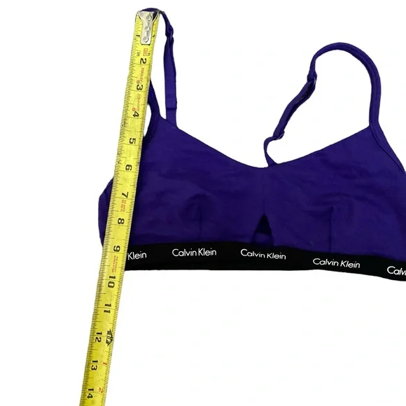 Authentic Calvin Klein Workout Bra - Picture 8 of 8
